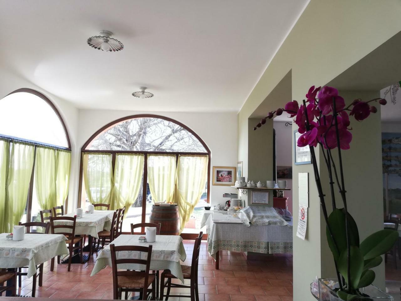 Agriturismo La Vigna Кола Экстерьер фото